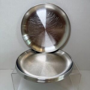 *Set of 6* Stainless Steel Plates 7 3/4"